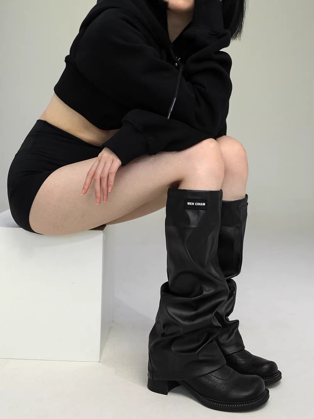 Damen PU-Leder Bein- und Kniew – Knee Sleeve Pair Bewertung und Preis